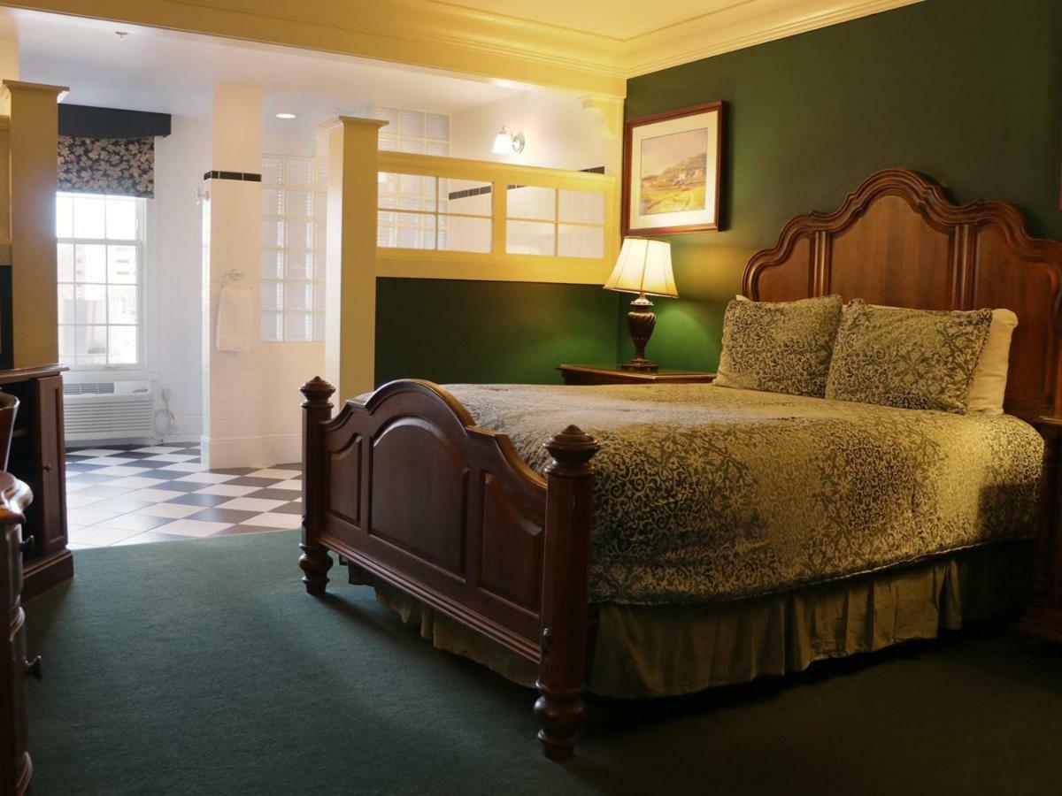 Saint Brendan'S Inn Green Bay Quarto foto